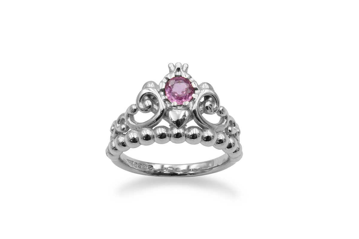 white gold princess crown ring and sapphire gemstone
