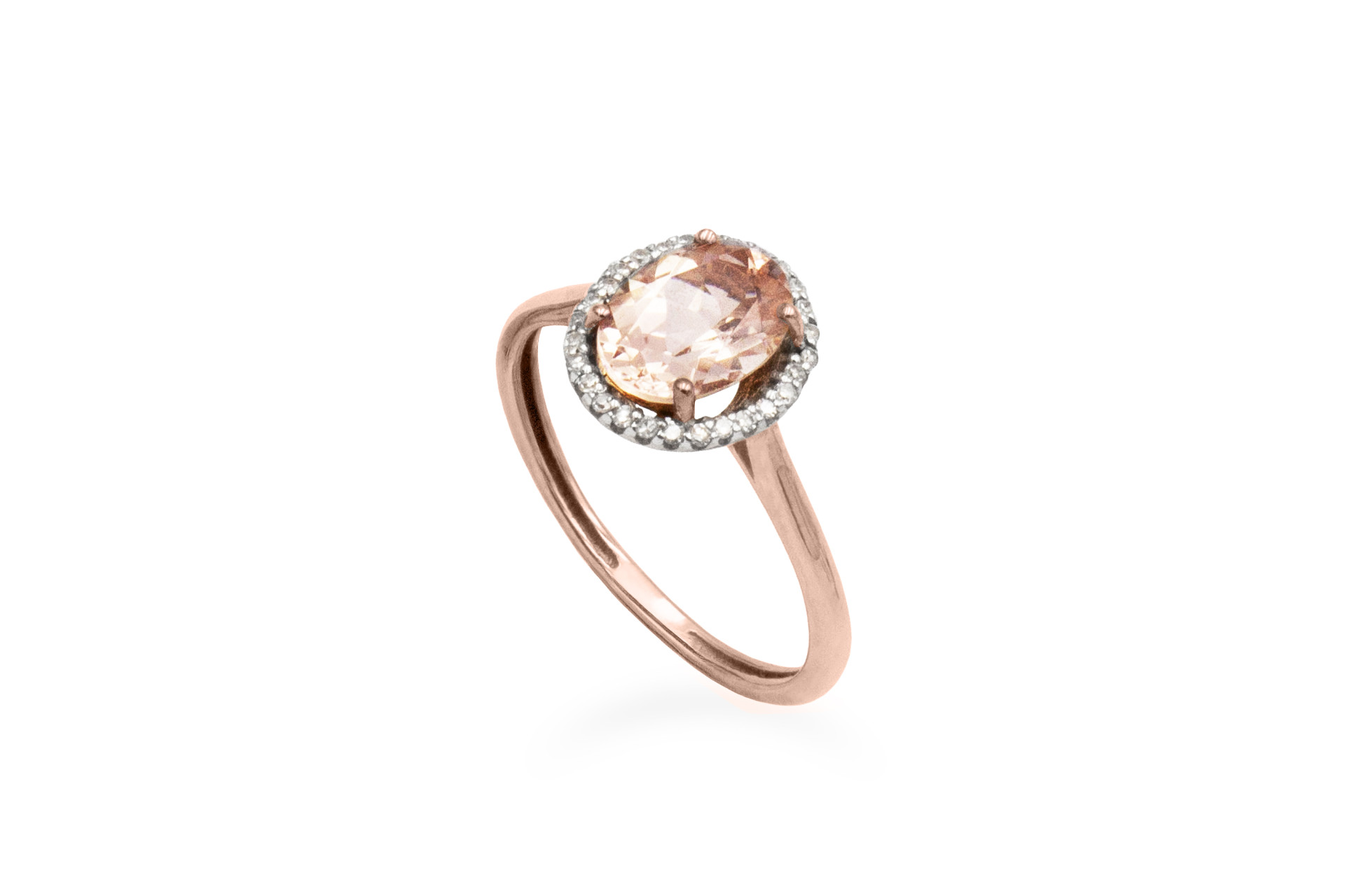 Morganite and diamond halo engagement ring made of rose gold
