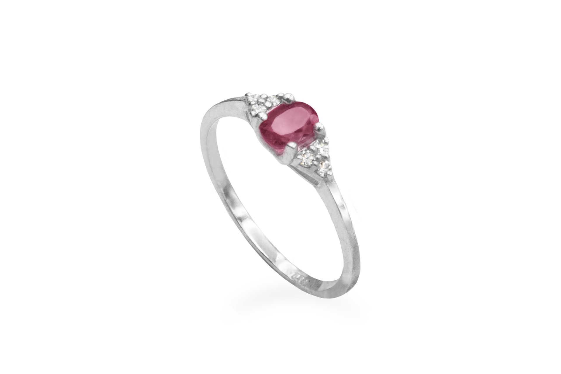ruby and diamond solitaire engagemant ring white gold