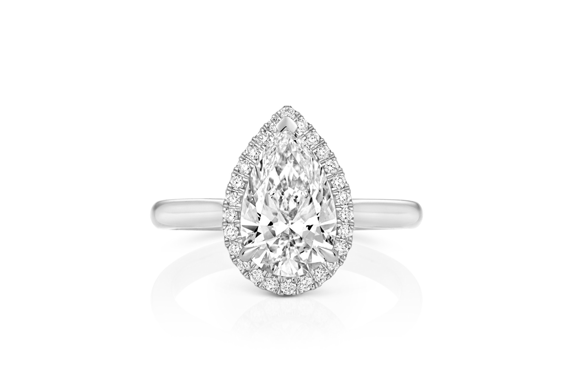 2ct Lab Grown Diamond Pear Shape Halo Ring (Code: VCP114200)