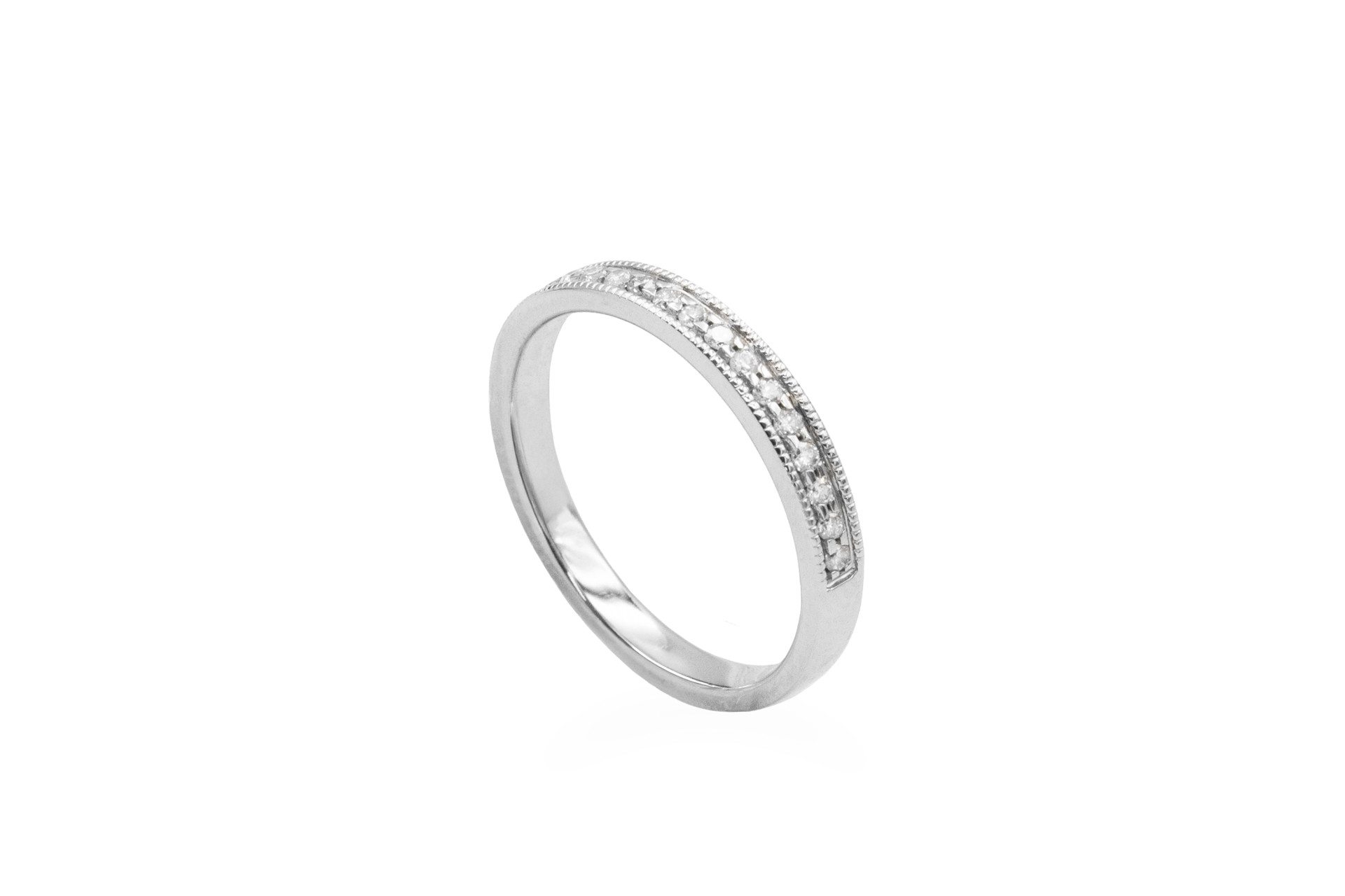 white gold diamond wedding ring
